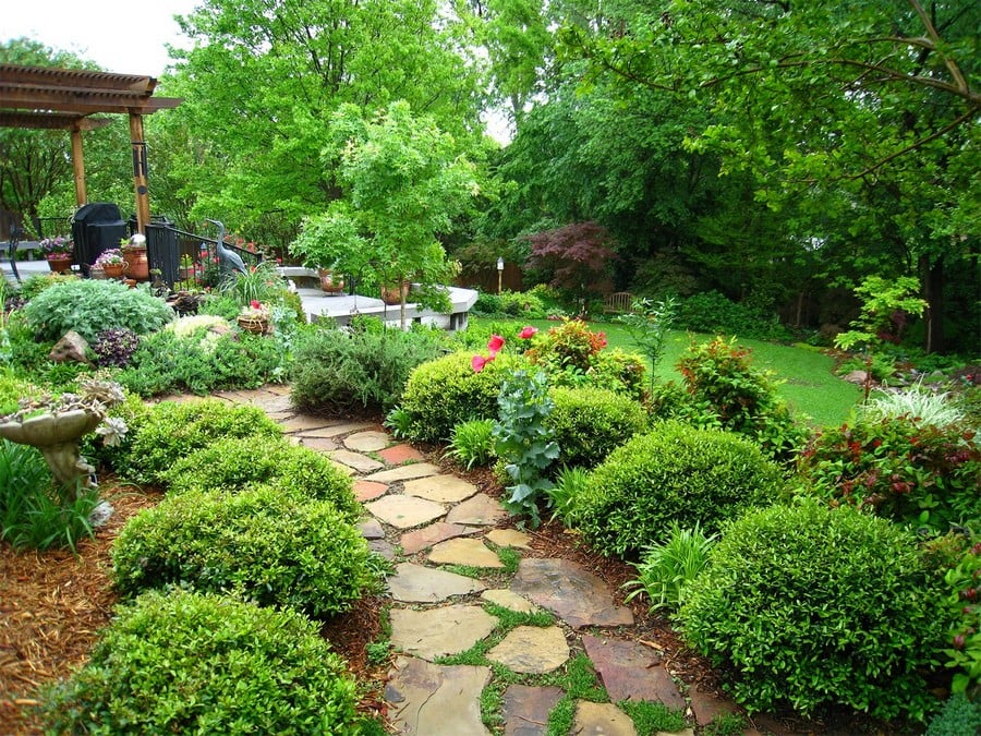 https://organicgardeningeek.com garden design
