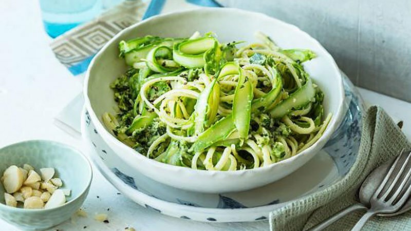 Recipe: Pasta with green asparagus and asparagus pesto https://organicgardeningeek.com