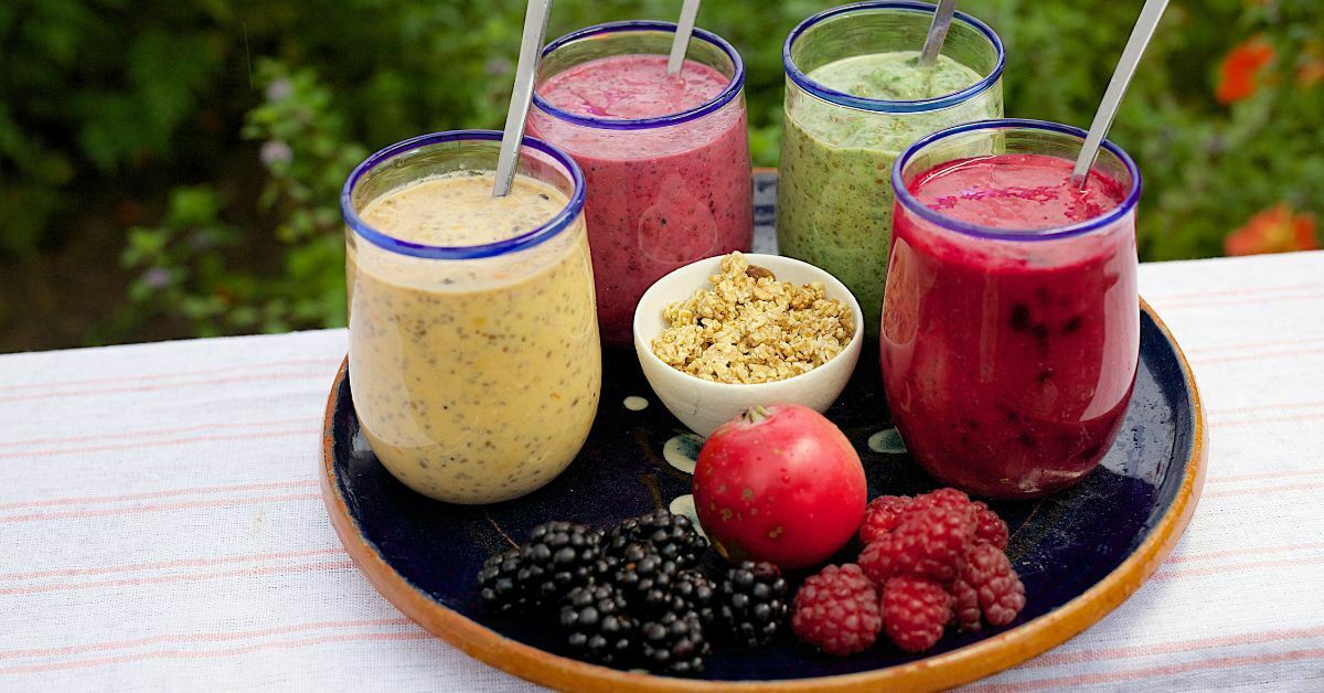 smoothies for pregnant moms - best smoothies to drink when pregnant https://organicgardeningeek.com